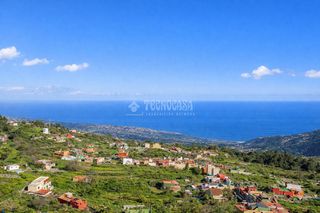 Casa a El Bebedero - Pinolere - Aguamansa. Casa en venta en la orotava