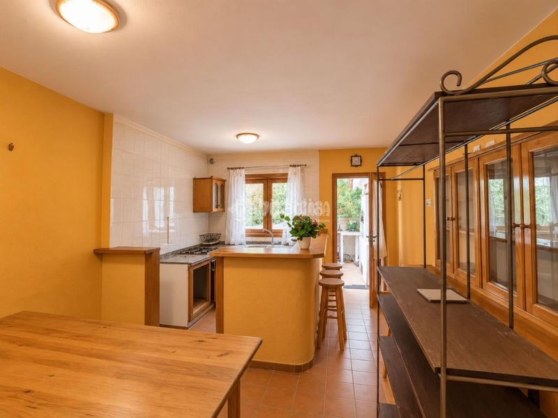 Foto 15568245-3971-44ef-bd40-3b2a0802b828. Casa aparellada a Centro Orotava (La)