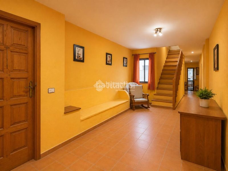 Foto 6aafe95c-0c58-4580-ae18-d79bd8907c8d. Casa aparellada a Centro Orotava (La)
