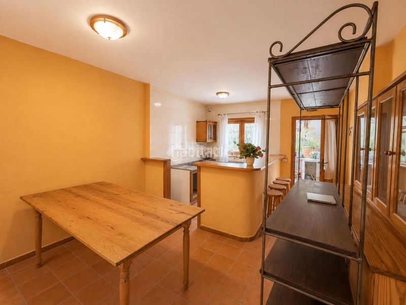 Foto a408616f-801c-4094-9e3a-d7bc4b20cc97. Casa aparellada a Centro Orotava (La)