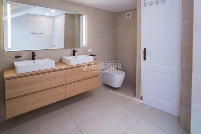 Foto f20915e7-0fec-4545-9033-f19c0f4ce874. Ático  en venta en la orotava en Centro Orotava (La)