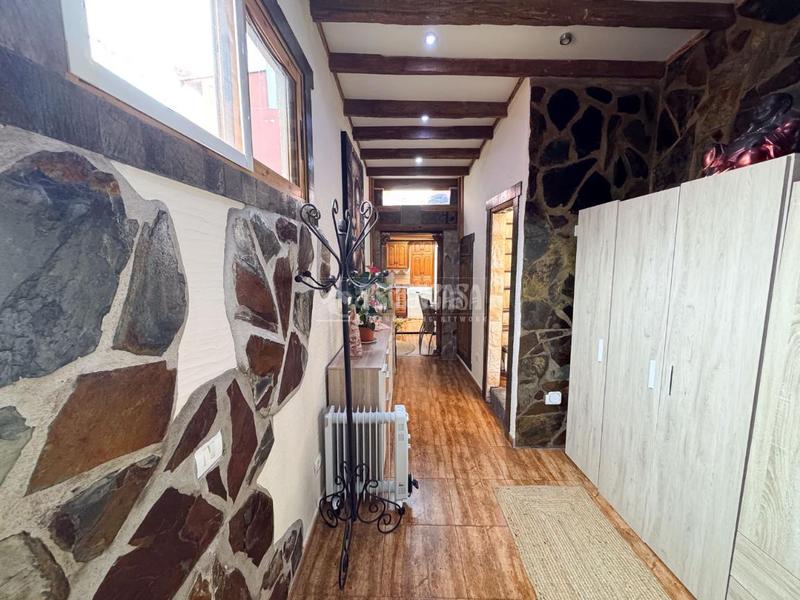 Foto fe7b84eb-f94b-4ff7-8679-ed30ad246142. Casa pareada casa en venta en La Vega - El Amparo - Cueva del Viento Icod de los Vinos