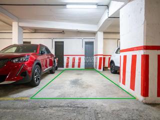 Aparcament cotxe a Centro. Boxplaza de garaje en venta en la orotava