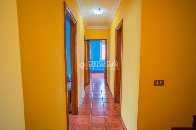 Foto f017cfac-cff4-475a-bc5e-f8734e598fd4. Casa con parcheggio in Centro Orotava (La)