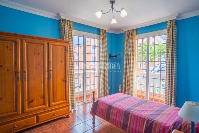 Foto f814fcbf-28bd-4afd-ae3b-85a3947c7369. Casa con parcheggio in Centro Orotava (La)