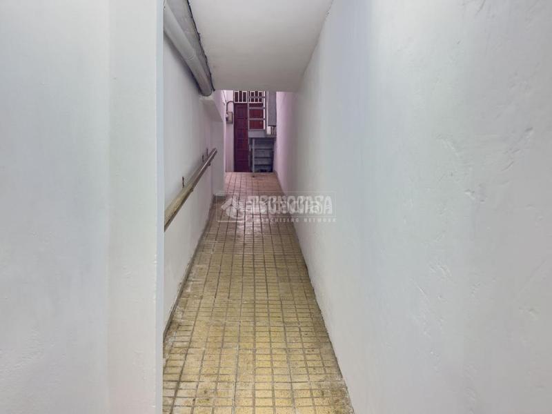 Foto 1d2febf4-242c-4e2d-a5a5-9779f9ee1ff5. Casa aparellada a Centro Orotava (La)