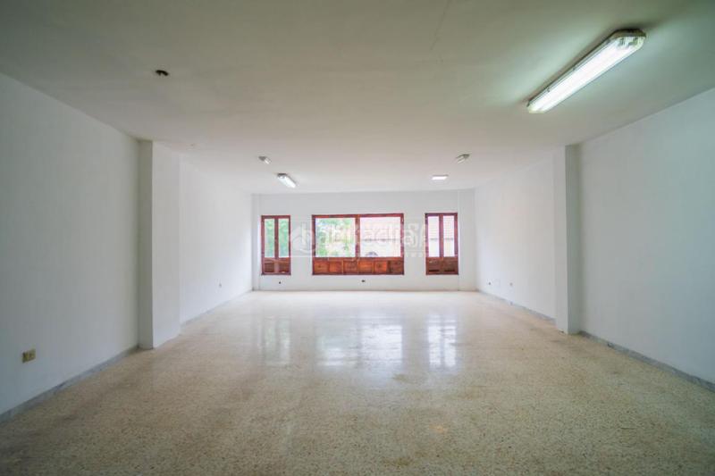 Foto 512b1f57-b462-4248-8ed2-e4cc1e364116. Casa aparellada a Centro Orotava (La)