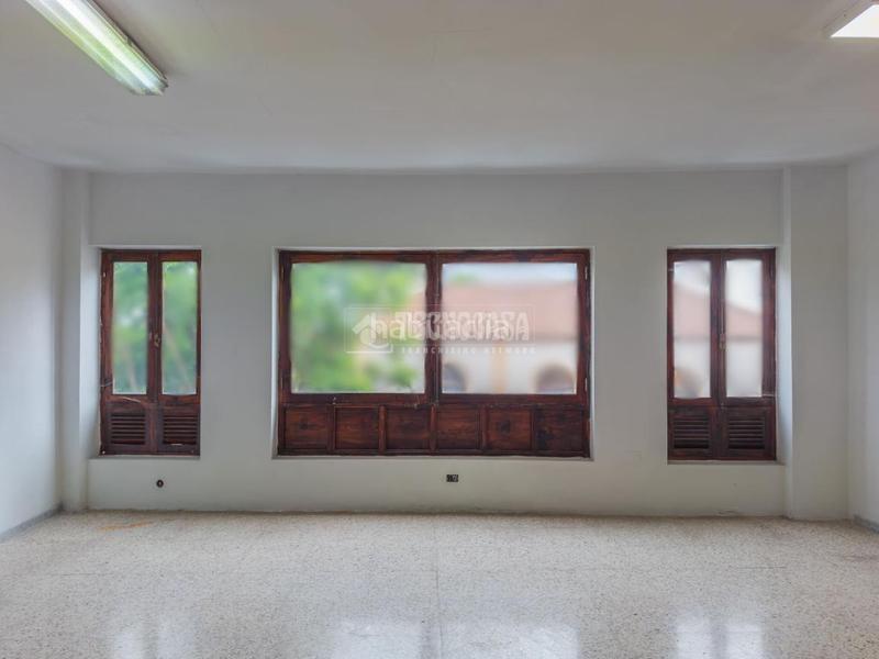 Foto 5519fc80-ab21-4e2d-a2db-fcb5b4d77684. Casa aparellada a Centro Orotava (La)