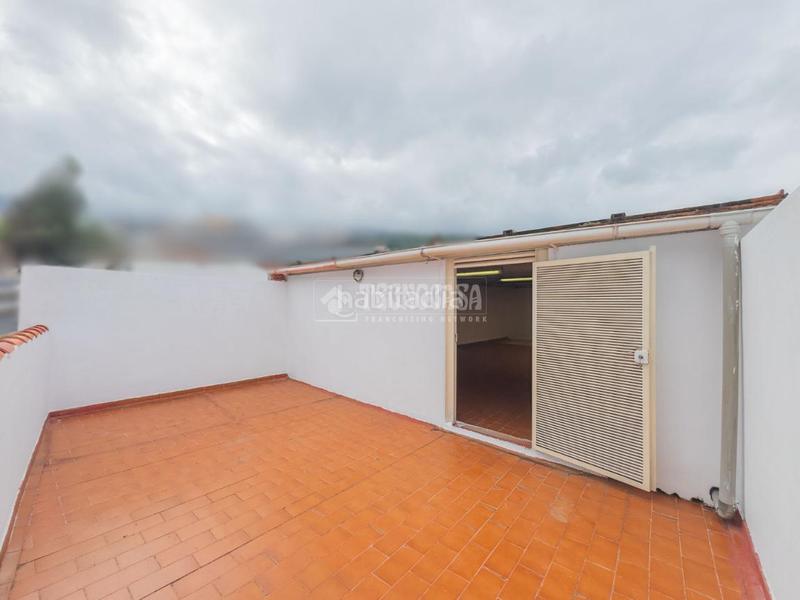 Foto a34974ab-e355-4e7e-9d6b-7b7747824e50. Casa aparellada a Centro Orotava (La)