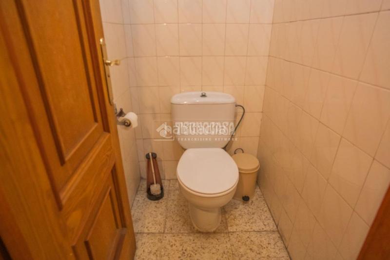 Foto b1ae94ff-6236-4c81-928e-6515ff24ad9c. Casa aparellada a Centro Orotava (La)