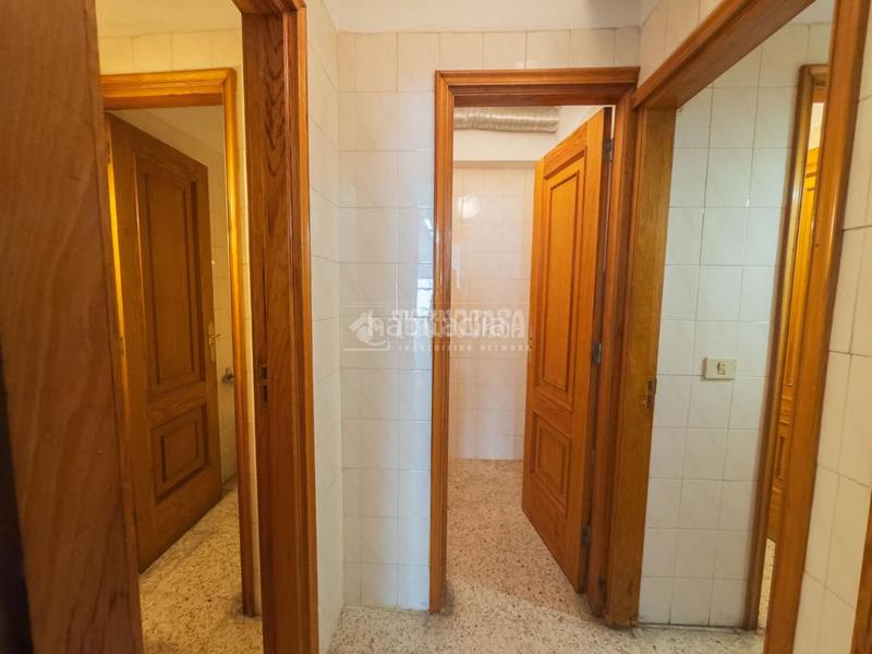 Foto b3f545b2-8658-4505-9e05-5d45027c40c6. Casa aparellada a Centro Orotava (La)