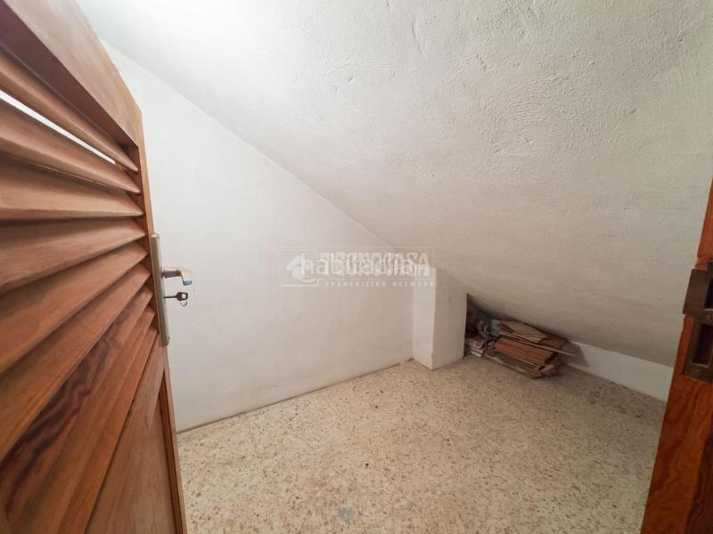 Foto d657bcc9-d6ba-4d2f-9b85-57046a5f1e88. Casa aparellada a Centro Orotava (La)