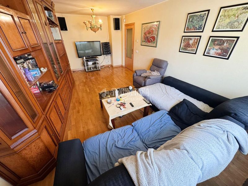 Foto 9f1655b7-43bd-48a4-8c85-2d3b73fda8c7. Piso  en venta en Utebo