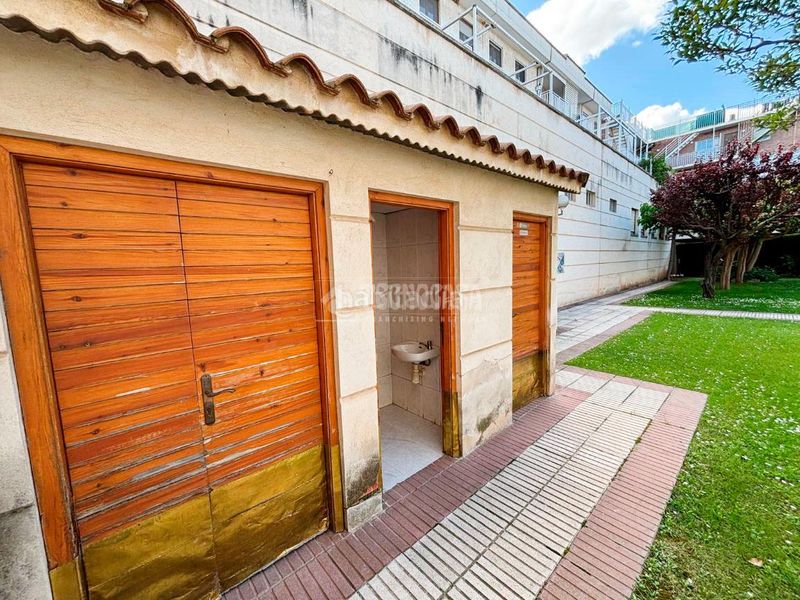 Foto db32ac7c-800e-4add-ba96-38c73c09c449. Pis amb aparcament piscina a Utebo