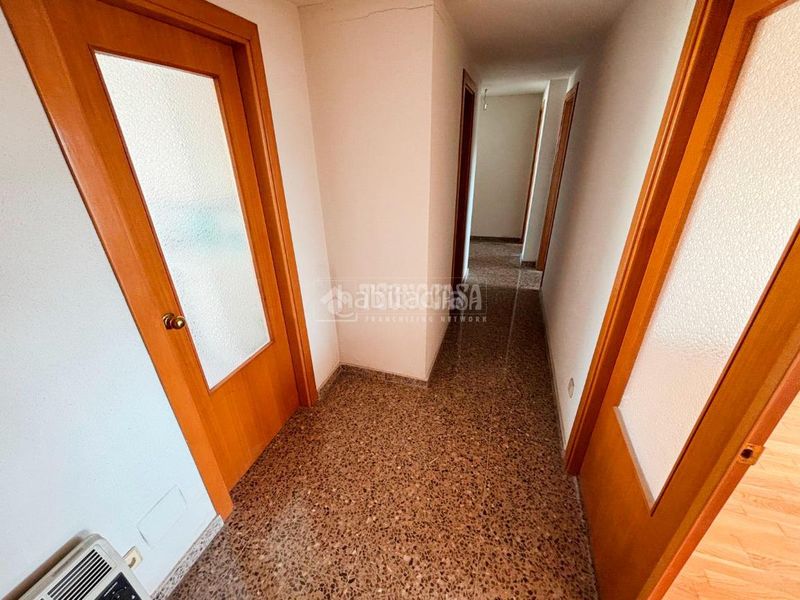 Foto e31ba4cf-65fb-4336-a917-84e160eb907e. Pis amb aparcament piscina a Utebo