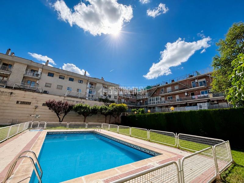Foto ecc4b243-87df-4aea-9621-6a322dd9b1b7. Pis amb aparcament piscina a Utebo