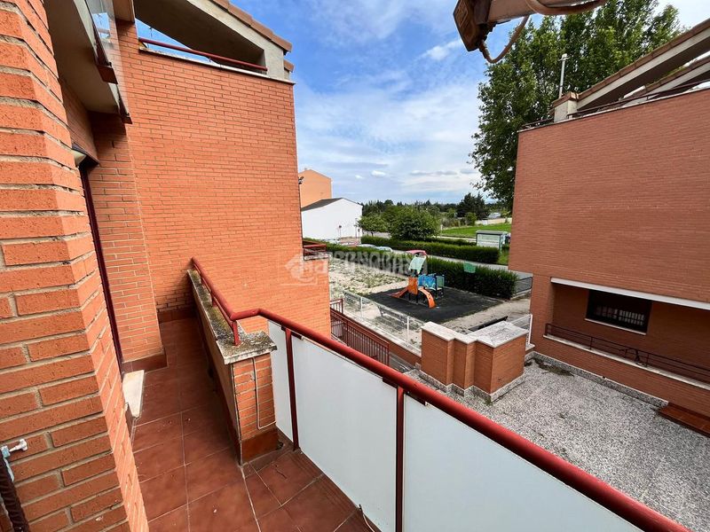 Foto 55b702fd-2280-4943-867b-22fa11f14176. Casa aparellada amb calefacció aparcament a Alfonso Zaragoza