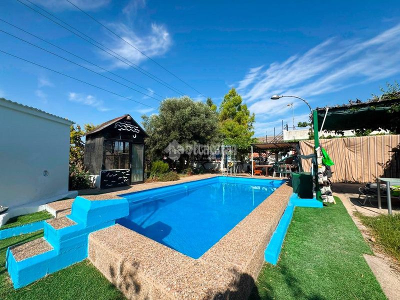 Foto cc86a61c-69a0-4c1f-a462-d8e8db32605f. Masia amb aparcament piscina a Monzalbarba Zaragoza