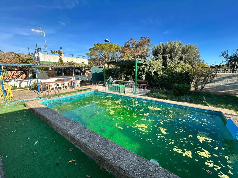 Foto b0b30888-cffa-4807-a44c-982a532c4e56. Masía casa rural en venta en Monzalbarba Zaragoza