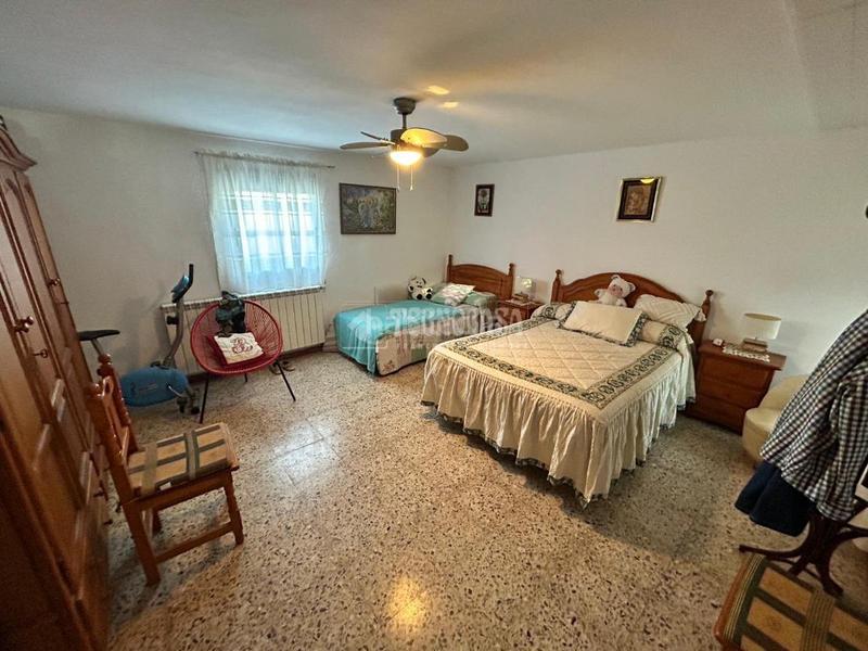 Foto c9cc23e1-e26b-4f78-ab73-feb65f1bc0f7. Masía casa rural en venta en Monzalbarba Zaragoza