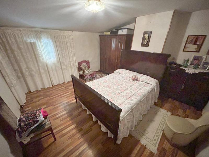 Foto 5ea3713e-0f56-4f31-abfa-22beb73ae494. Casa pareada casa en venta en Utebo