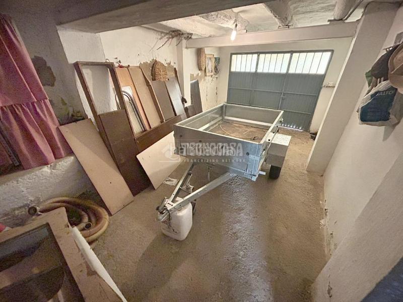 Foto 7f07abf5-87f2-4397-aad7-cf38a0d55853. Casa pareada casa en venta en Utebo