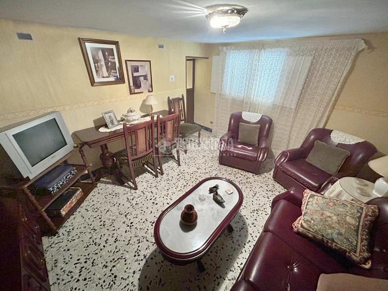 Foto a14357c1-1ad6-47ae-a126-eb6c592a9025. Casa pareada casa en venta en Utebo