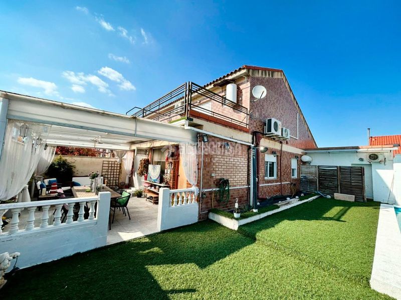 Foto bbdbda15-4d87-4f50-8e5b-14da030478e0. Casa amb calefacció aparcament piscina a Puebla de Alfindén (La)