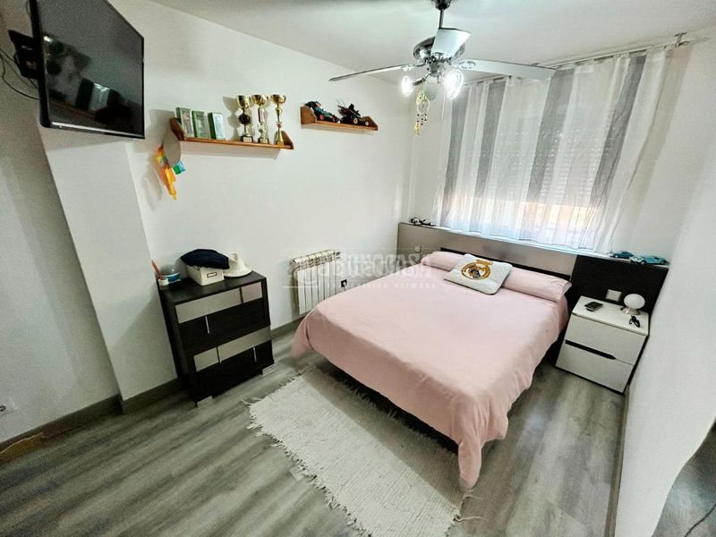 Foto e4ad7760-ef9c-42dd-abd8-ed2a327a3d5e. Casa amb calefacció aparcament piscina a Puebla de Alfindén (La)