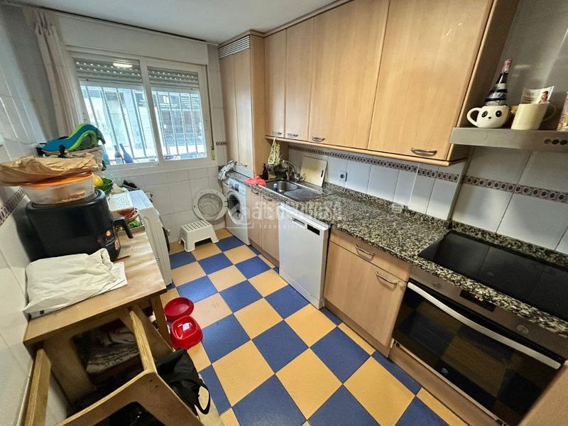 Foto 2185bc85-be7d-406c-b600-c5e529d62b60. Casa aparellada amb calefacció aparcament a Santa Isabel Zaragoza