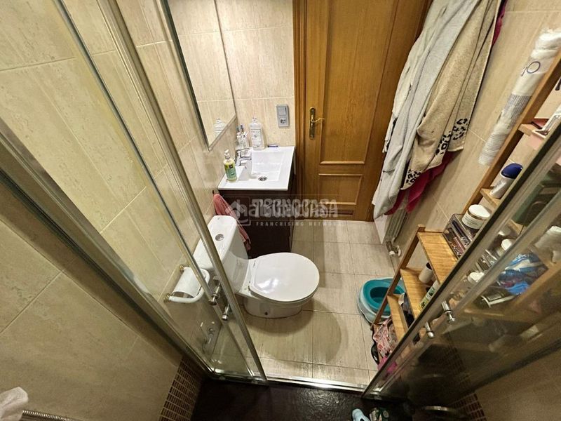 Foto 2283115b-cee8-490e-a2ed-a3cbd2ea581f. Casa aparellada amb calefacció aparcament a Santa Isabel Zaragoza