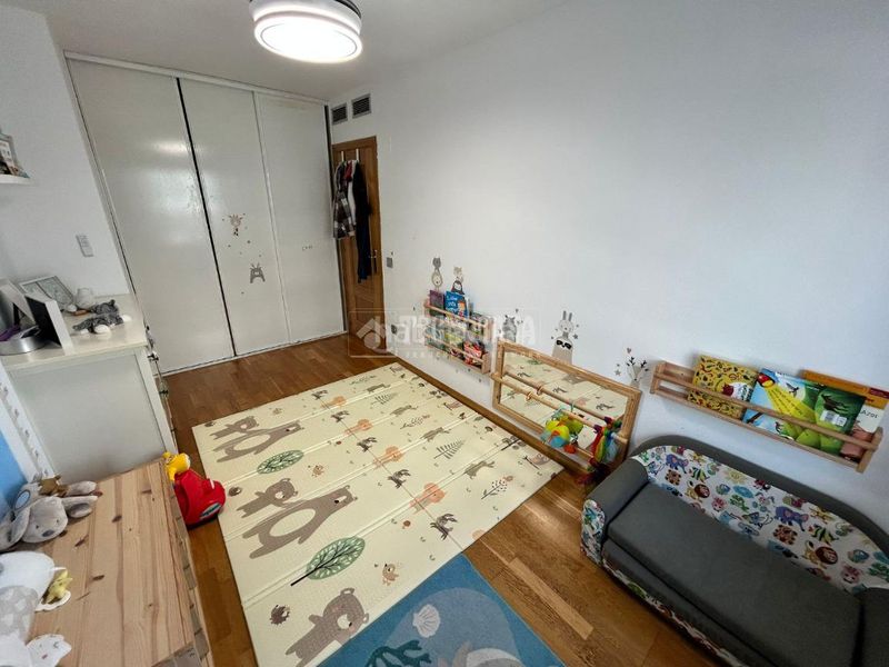 Foto 43a4931a-097e-4bf5-9565-de754473be8e. Casa aparellada amb calefacció aparcament a Santa Isabel Zaragoza