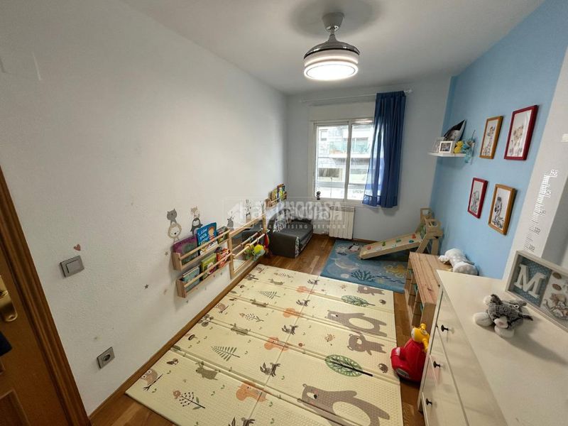 Foto 7b92c1fa-eb50-4c26-a458-77d459b563c6. Casa aparellada amb calefacció aparcament a Santa Isabel Zaragoza