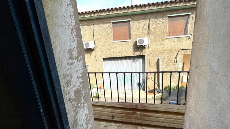 Foto 1b58cf0f-f51f-455f-825c-b3b78583ab6f. Masia a Montañana Zaragoza