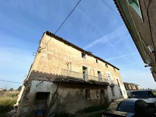 Country house in Montañana. Casa rural en venta en zaragoza