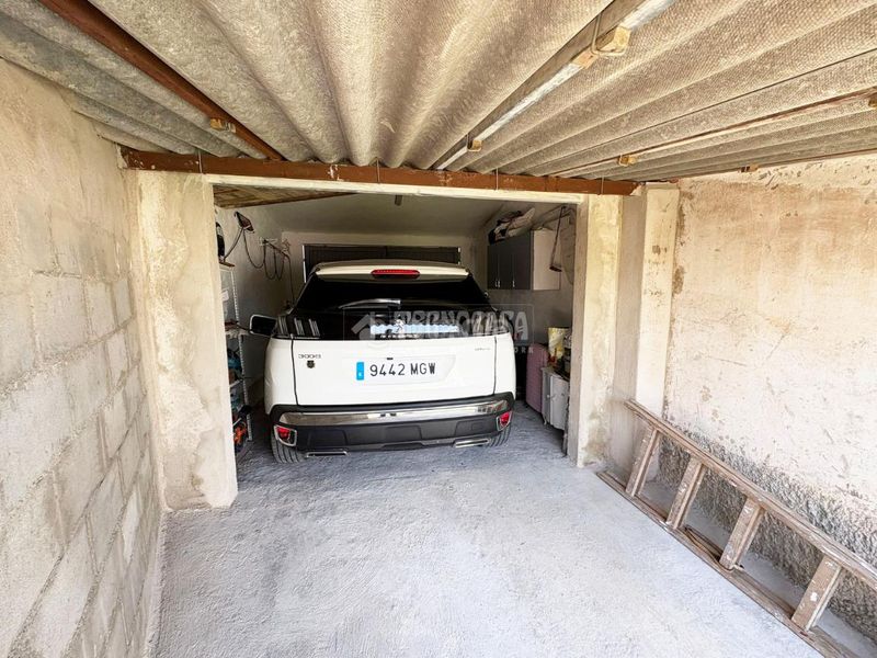 Foto d6958600-22bc-4ff2-9ae1-cbbb54a8a07c. Casa amb aparcament piscina a Peñaflor Zaragoza