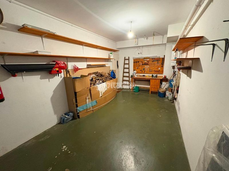Foto 36930e22-90a1-44c3-8b73-55a74577a5e0. Casa aparellada amb aparcament a Santa Isabel Zaragoza