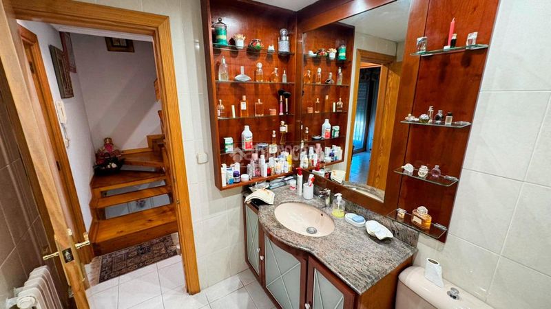 Foto 54d8b9c5-92ae-4ba7-bc1a-44de11f9a0ff. Casa aparellada amb aparcament piscina a Cartuja Baja Zaragoza