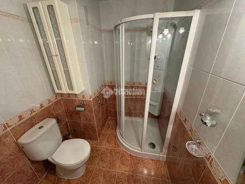 Foto 553c4239-27ac-4676-a948-0051880938c6. Casa aparellada amb aparcament a Santa Isabel Zaragoza