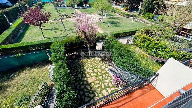 Foto afe4ec89-cc11-47fa-938e-2ff5636127db. Casa aparellada amb aparcament piscina a Cartuja Baja Zaragoza