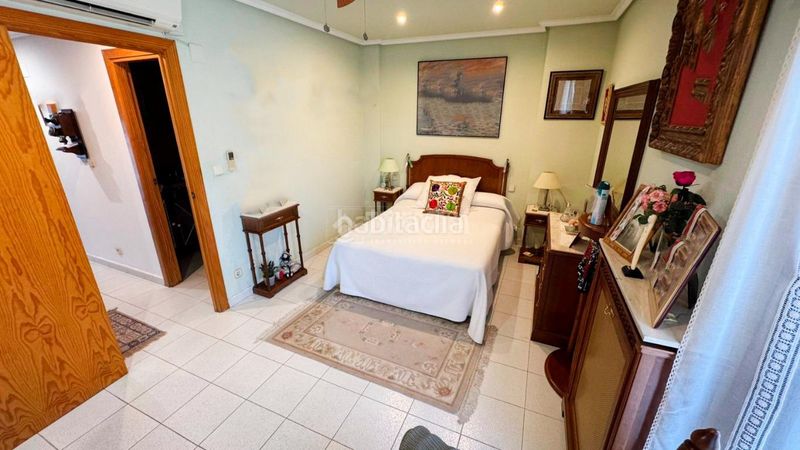 Foto d47a7f75-8da1-4047-9fa2-611cddb7f9c1. Casa aparellada amb aparcament piscina a Cartuja Baja Zaragoza