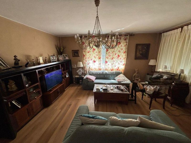 Foto ea2ff6fb-ce4e-4181-a405-34859d62b9b7. Casa a Muela (La)