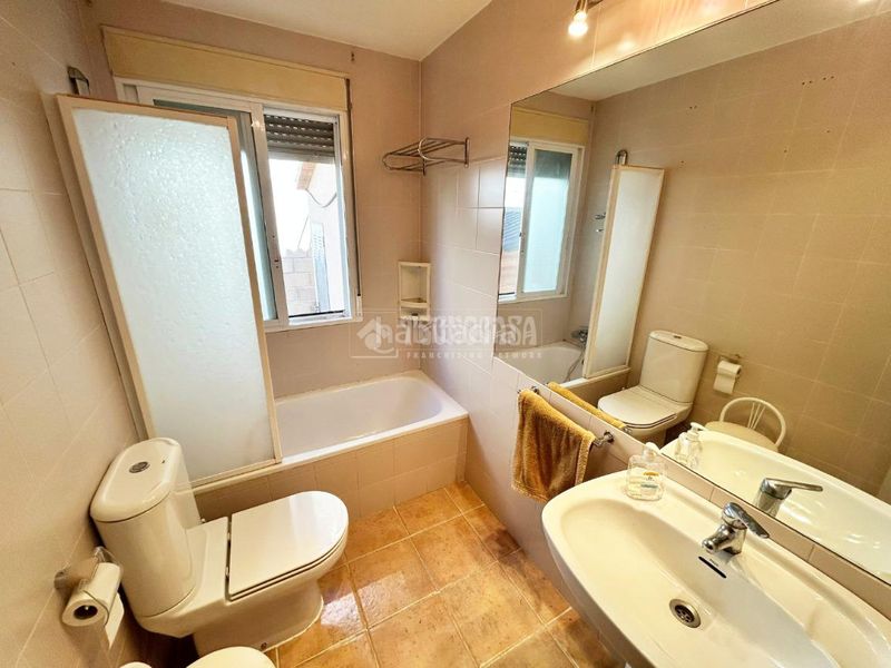 Foto 125fc81a-1618-40ce-90ad-cf7735f47e8f. Casa amb calefacció a Osera de Ebro