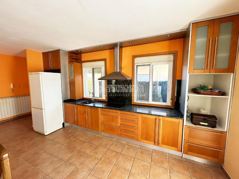 Foto ae4b250f-e075-49f1-9b68-ba8725951847. Casa amb calefacció a Osera de Ebro