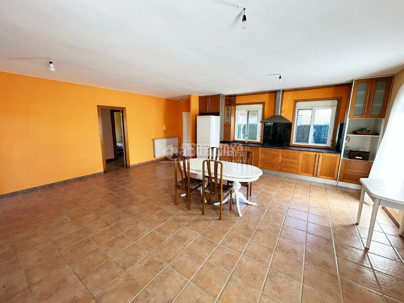 Foto ef689e7d-3691-4815-8aeb-dc2e614a43b1. Casa amb calefacció a Osera de Ebro