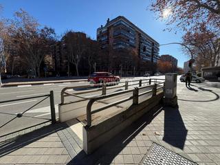 Parking coche  Calle del corazón de maría. Boxplaza de garaje en venta en madrid