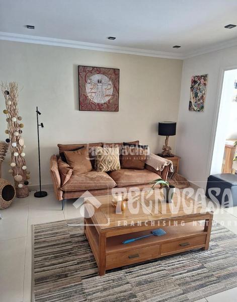 Foto fe2bcfc9-2eee-4932-9e0a-65a18faa30d2. Pis a San Eugenio Alto Adeje