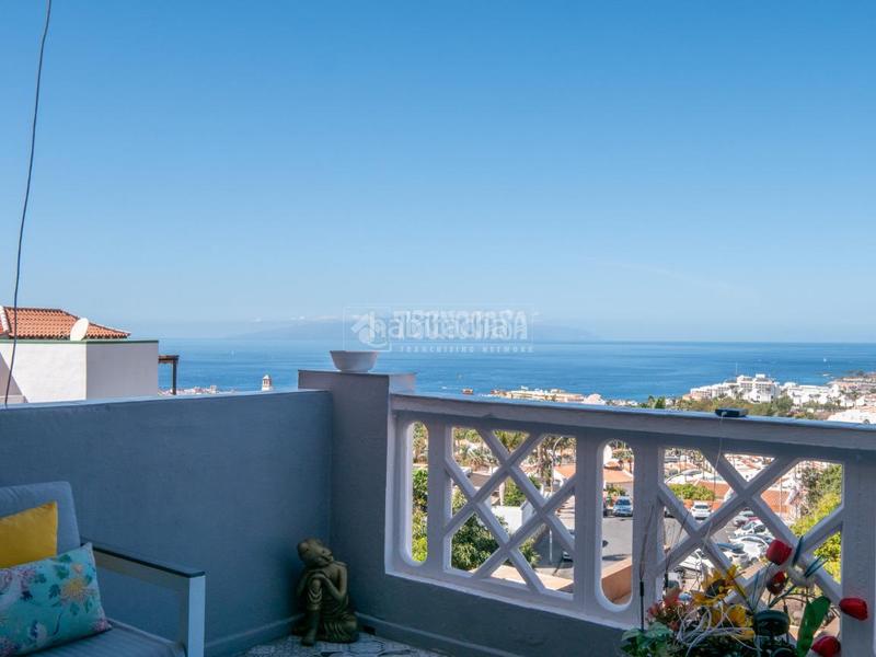 Foto 0444a500-5bd3-459e-9740-de384924f545. Estudio piso en venta en San Eugenio Alto Adeje