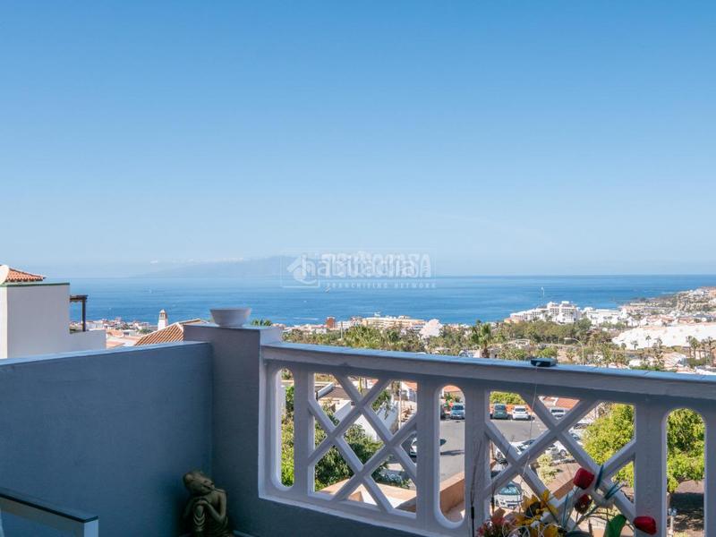 Foto af9fea3a-46f8-4d89-bf14-b7979ab6e6a8. Estudio piso en venta en San Eugenio Alto Adeje