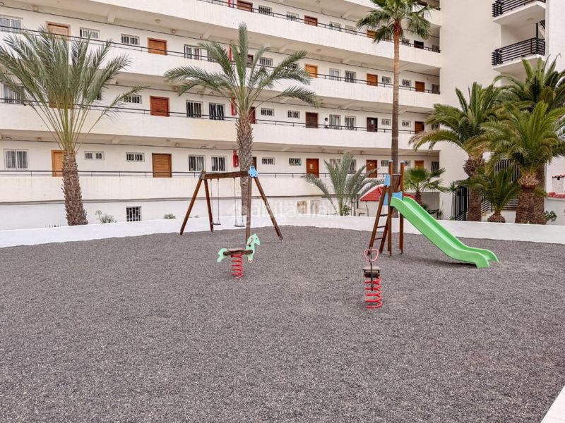 Foto 40207940-cca9-4114-a940-b38a18ad518d. Piso  en venta en Playa de las Américas Adeje